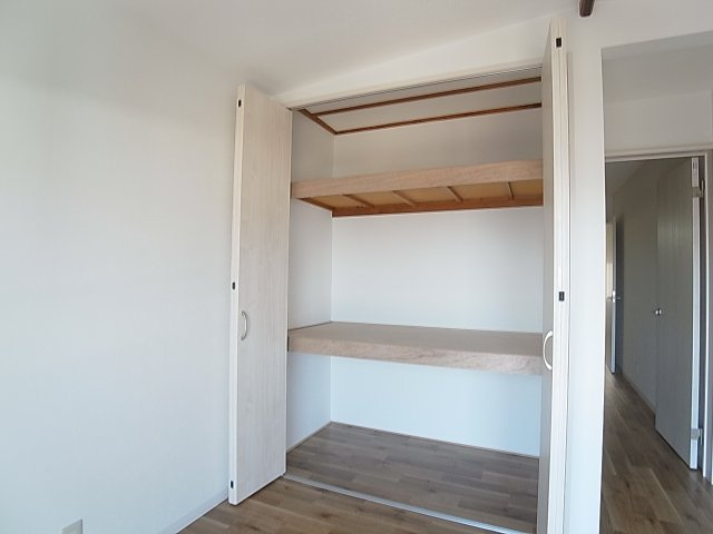 クローバーⅡの収納|大容量のクローゼット