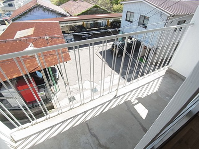【バルコニー】 | クローバーⅡ | 日当り良好のバルコニー