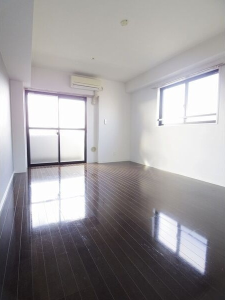 プロシード瑞穂の居間・リビング