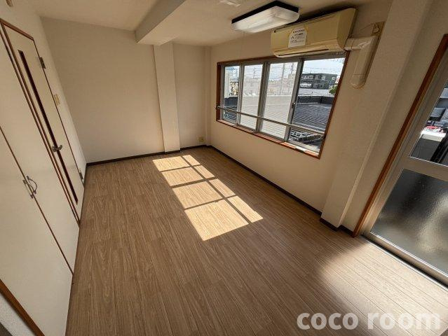 リバージュの居間・リビング