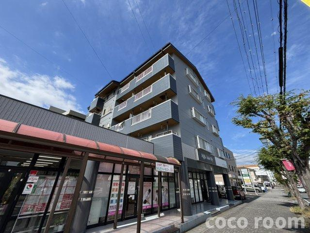 リバージュの外観