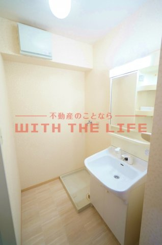 フローラ国分【キャッシュバック対象物件】の洗面所|広い洗面スペース