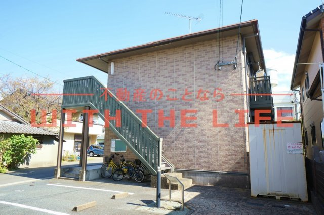 フローラ国分【キャッシュバック対象物件】のエントランス|毎日通るエントランスはこのようになっています