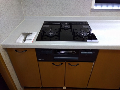 【収納】 | 諏訪市中洲 中古住宅⑰ | ガスコンロ下 収納