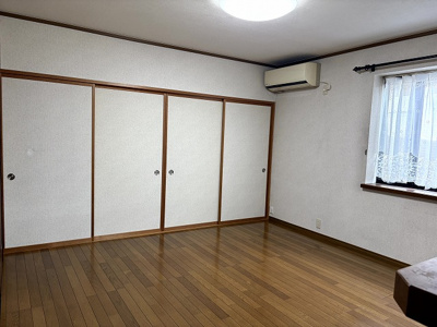 【居間・リビング】 | 諏訪市中洲 中古住宅⑰ | LDK