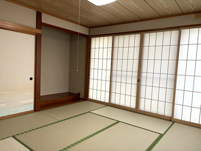 【和室】 | 諏訪市中洲 中古住宅⑰ | 1階 和室8帖