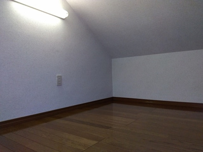 【収納】 | 諏訪市中洲 中古住宅⑰ | 2階 洋室7.5帖