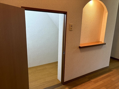 【設備】 | 諏訪市中洲 中古住宅⑰ | 階段下収納