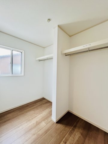 太田市由良町の収納|2階には、使い勝手の良いファミリークローク♪