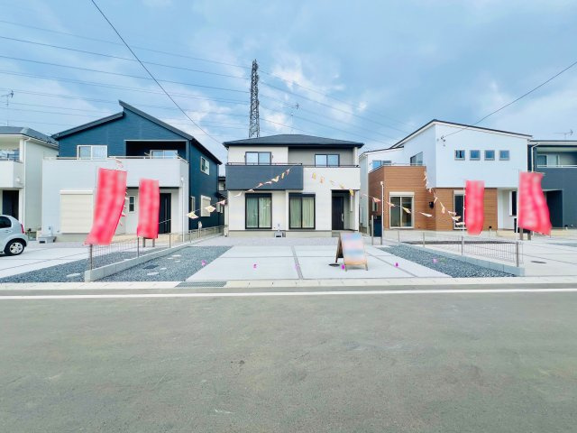 太田市由良町の前面道路含む現地写真|駐車スペース2台可◎