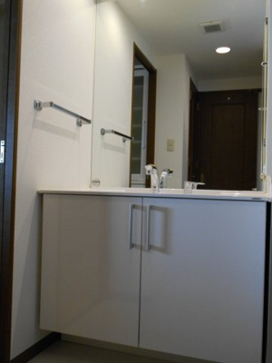 【独立洗面台】 | ファミール四日市