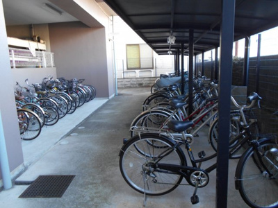 【その他共用部分】 | ファミール四日市 | 駐輪スペース