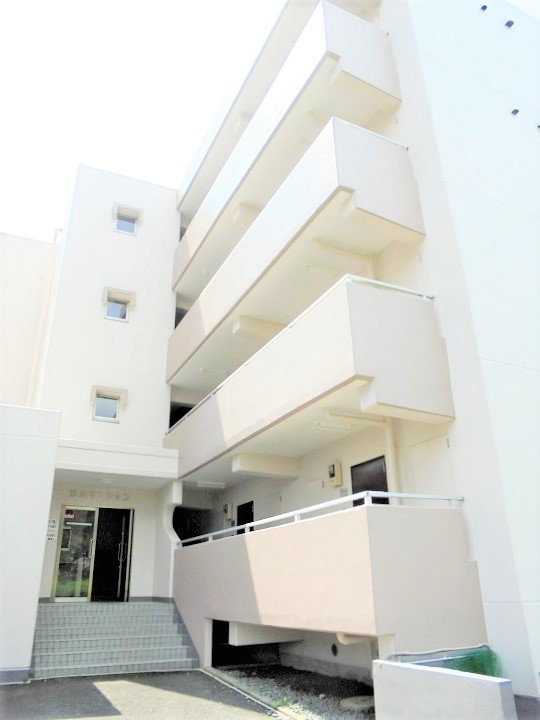 杉山マンションのエントランス