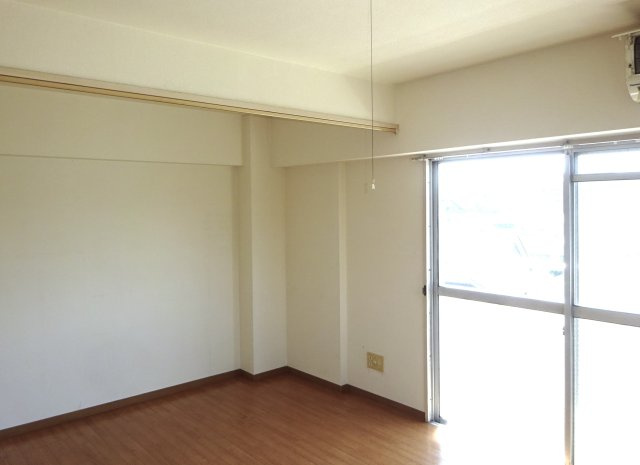 杉山マンションの居間・リビング|＊イメージです