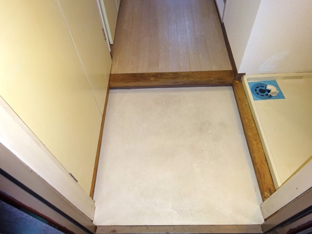 杉山マンションの玄関|＊イメージです