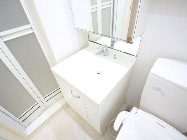 ペルカルロ白龍町の洗面所