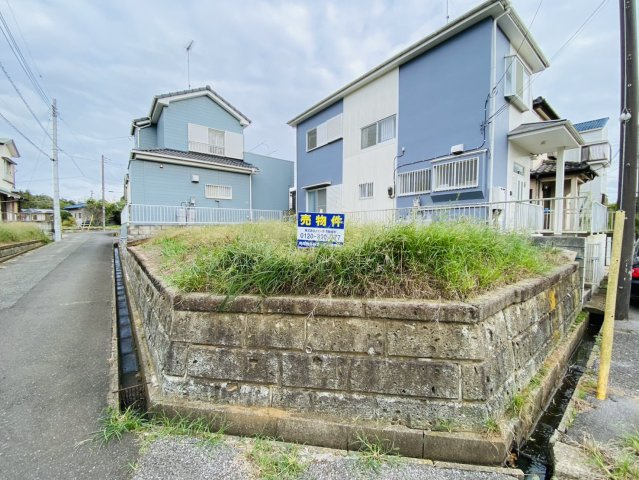 富里市立沢　売土地　角地