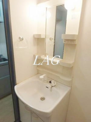 【洗面所】 | バイベリー | 独立洗面台です。