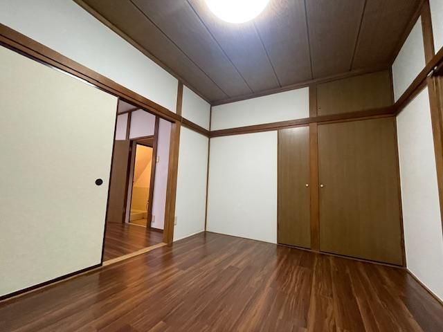 東向島一丁目貸戸建の寝室