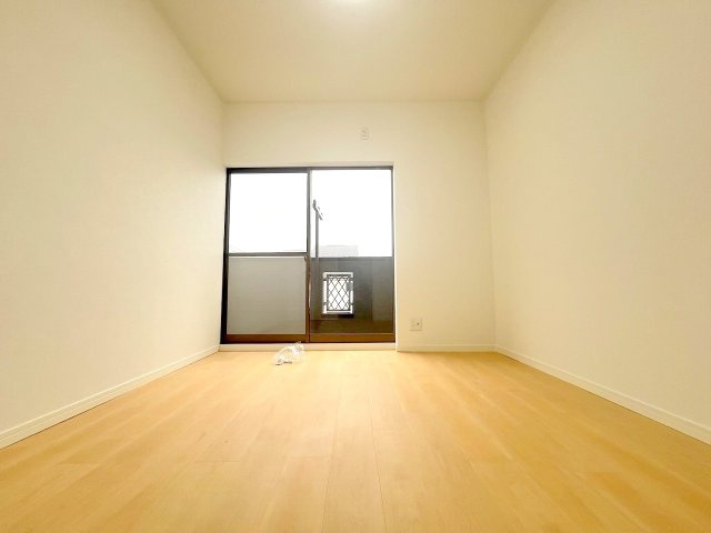 武蔵村山市大南3丁目　中古戸建　の洋室