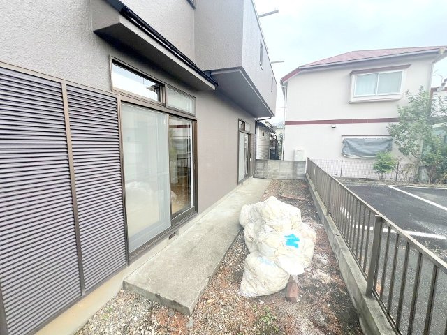 武蔵村山市大南3丁目　中古戸建　の庭