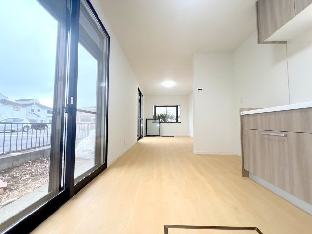 武蔵村山市大南3丁目　中古戸建　の居間・リビング