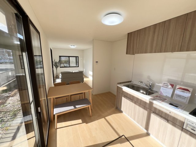 武蔵村山市大南3丁目　中古戸建　の居間・リビング