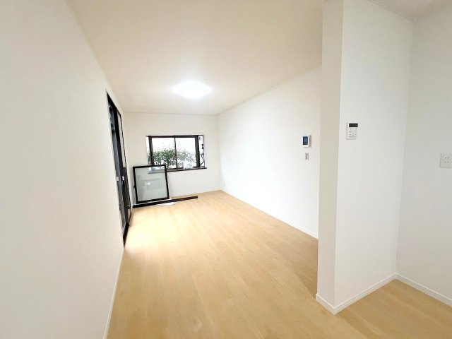 武蔵村山市大南3丁目　中古戸建　の居間・リビング