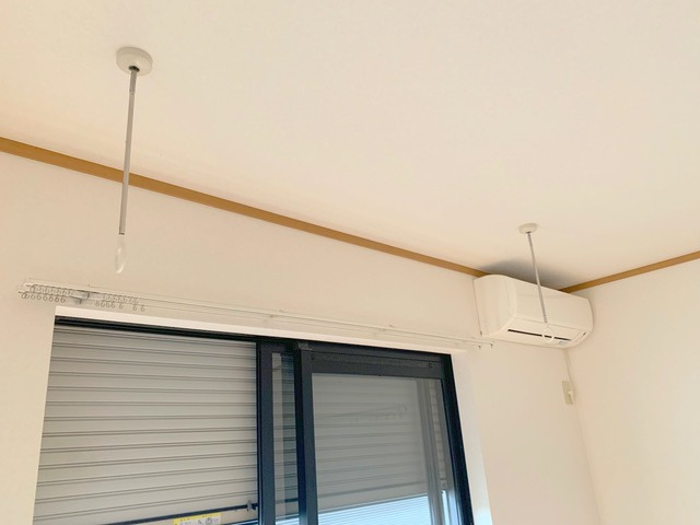 ベルメゾンのその他|★雨の日でも洗濯物が干せる室内物干しフック付きです★