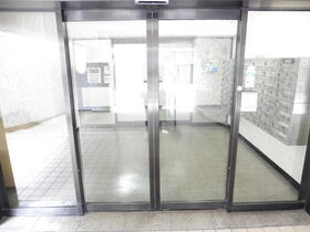 秀和麻布笄町レジデンスのロビー