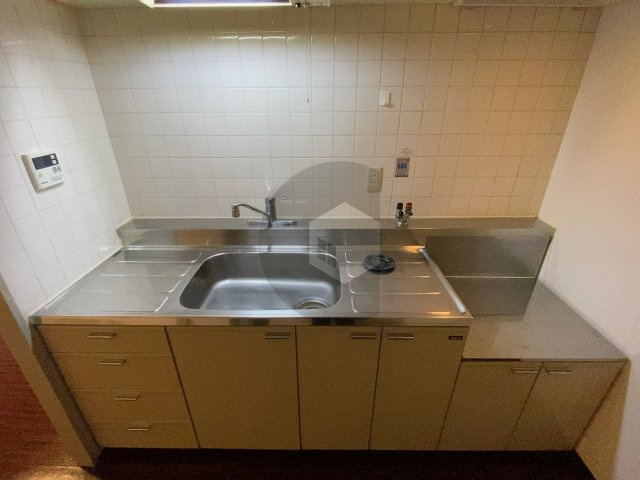 ラ・フォーレ高井田のキッチン