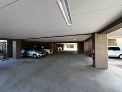 【駐車場】 | リーガル堺