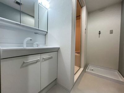 【独立洗面台】 | リーガル堺