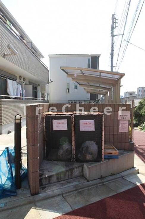 パストラル田端ポプラのエントランス