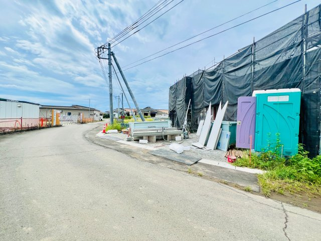 高崎市箕郷町上芝の前面道路含む現地写真|暮らしやすい住環境◎