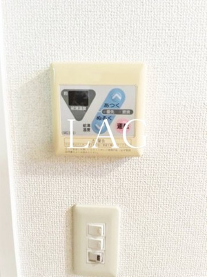 【設備】 | レーベンハイム | 給湯器パネルです。