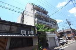 クレール仲井の外観