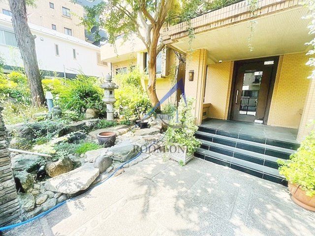 綾東ヴィレッジ弐番館のエントランス|エントランスです。