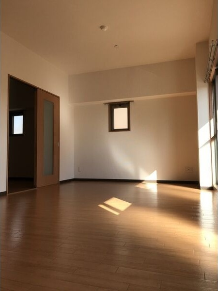 グランリーオの居間・リビング|こちらの居間で趣味の時間をお楽しみください