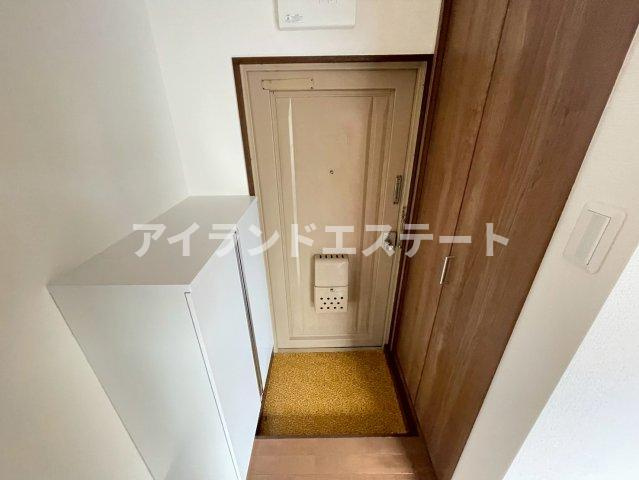 メゾン薗田　シャワールーム　独立洗面台　陽当たり良好の玄関