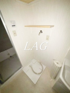 【設備】 | 月田マンション | 室内洗濯機置場です。