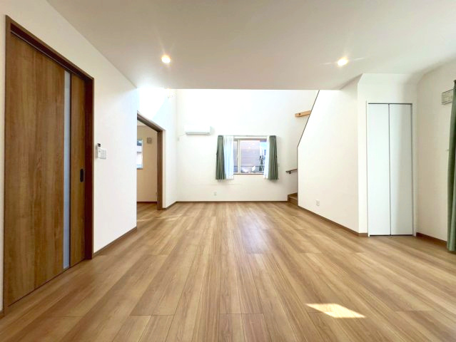 藤野2条13丁目　戸建の居間・リビング