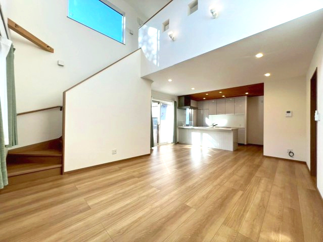 藤野2条13丁目　戸建の居間・リビング