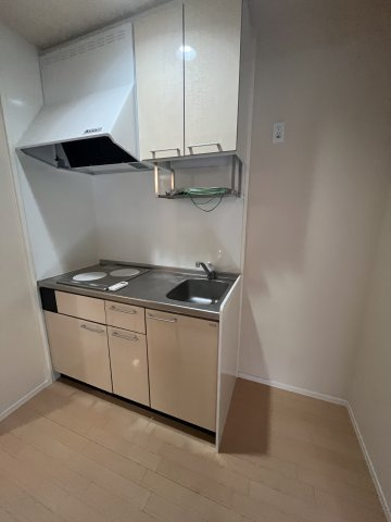 【洋室】 | ウィステリア | ※別部屋参考写真