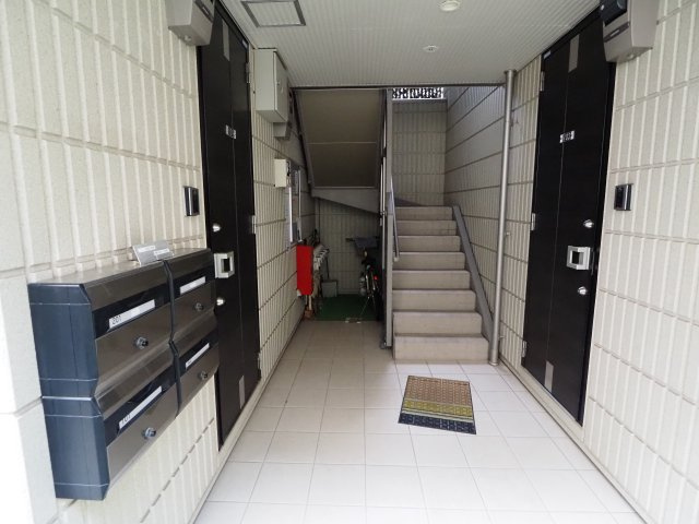 【エントランス】 | ウィステリア