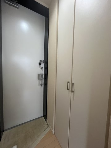 【玄関】 | ウィステリア | ※別部屋参考写真