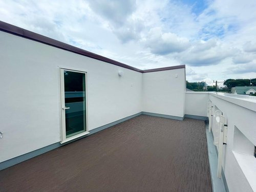 世田谷区深沢　リフォーム済中古戸建のバルコニー|ルーフバルコニー