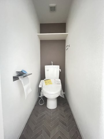 大阪市都島区都島北通２丁目の賃貸マンションのトイレ