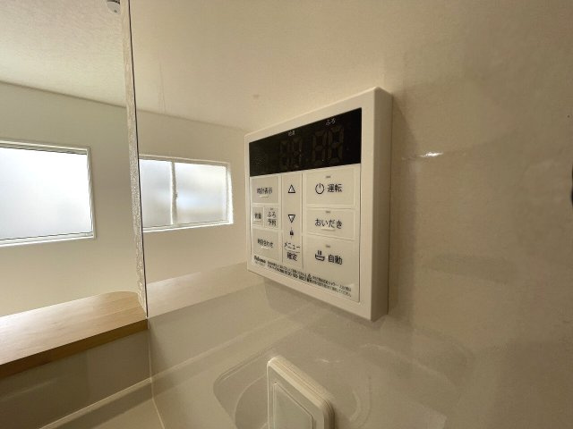 【キッチン】 | 和光市南1丁目　新築一戸建住宅　限定1棟（成増店） | キッチンからお風呂も沸かせる浴室リモコン