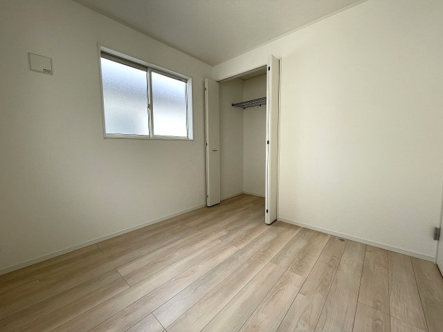 【洋室】 | 和光市南1丁目　新築一戸建住宅　限定1棟（成増店） | 4.5帖の洋室。各居室収納完備。